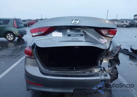 2018 Hyundai Elantra Value Edition из США, поврежденный, VIN KMHD84LF5JU557770